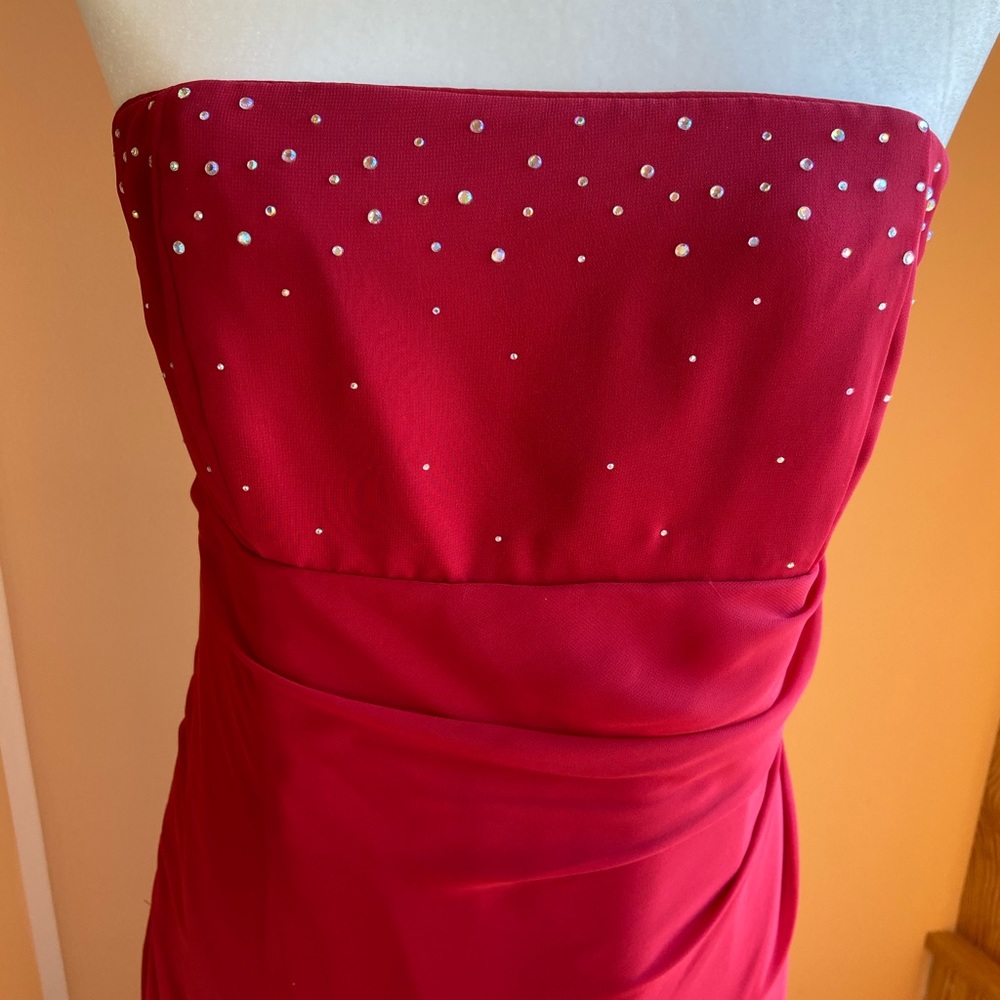 Red Formal Strapless Gown - Picture 5 of 10